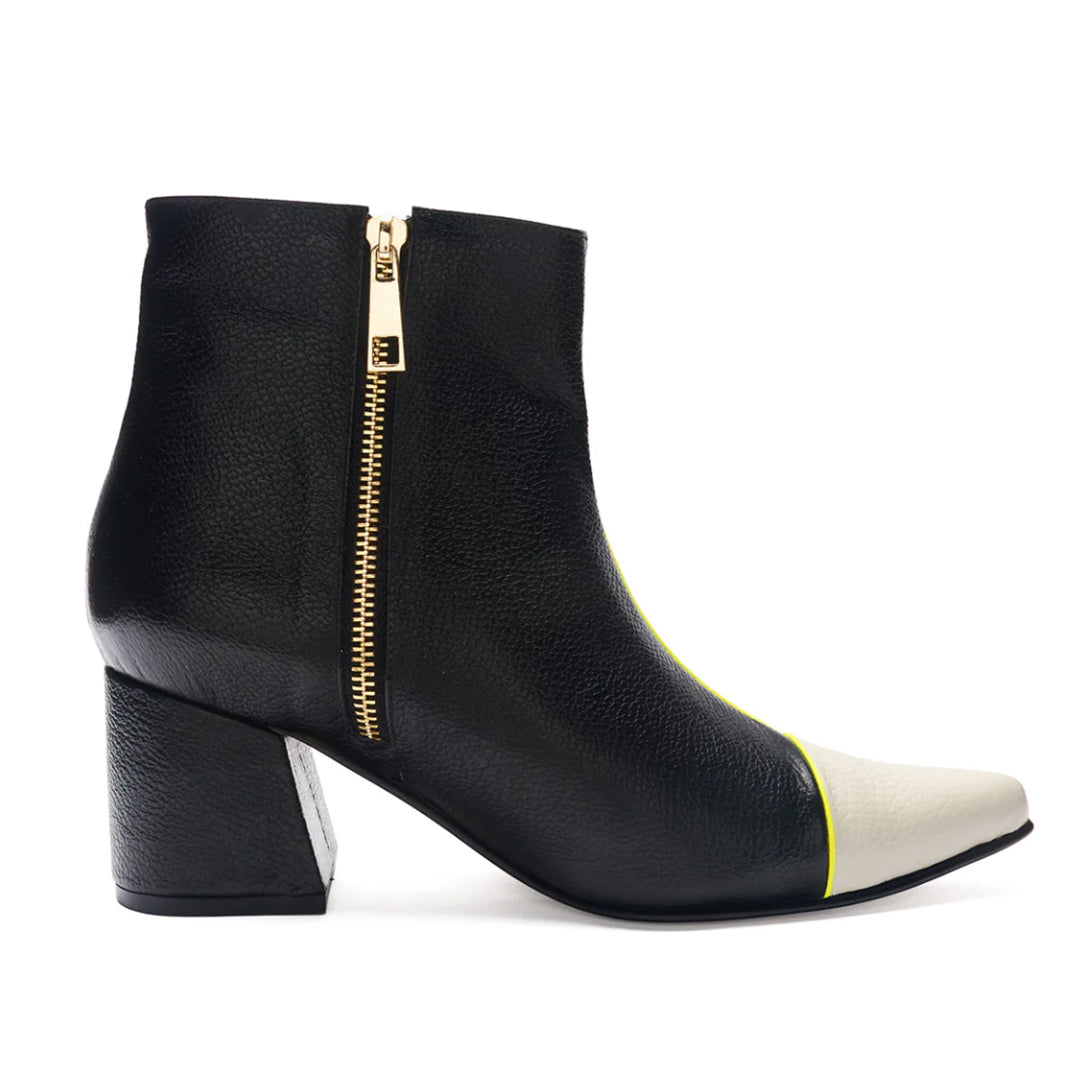 Ankle Boots Black x beige