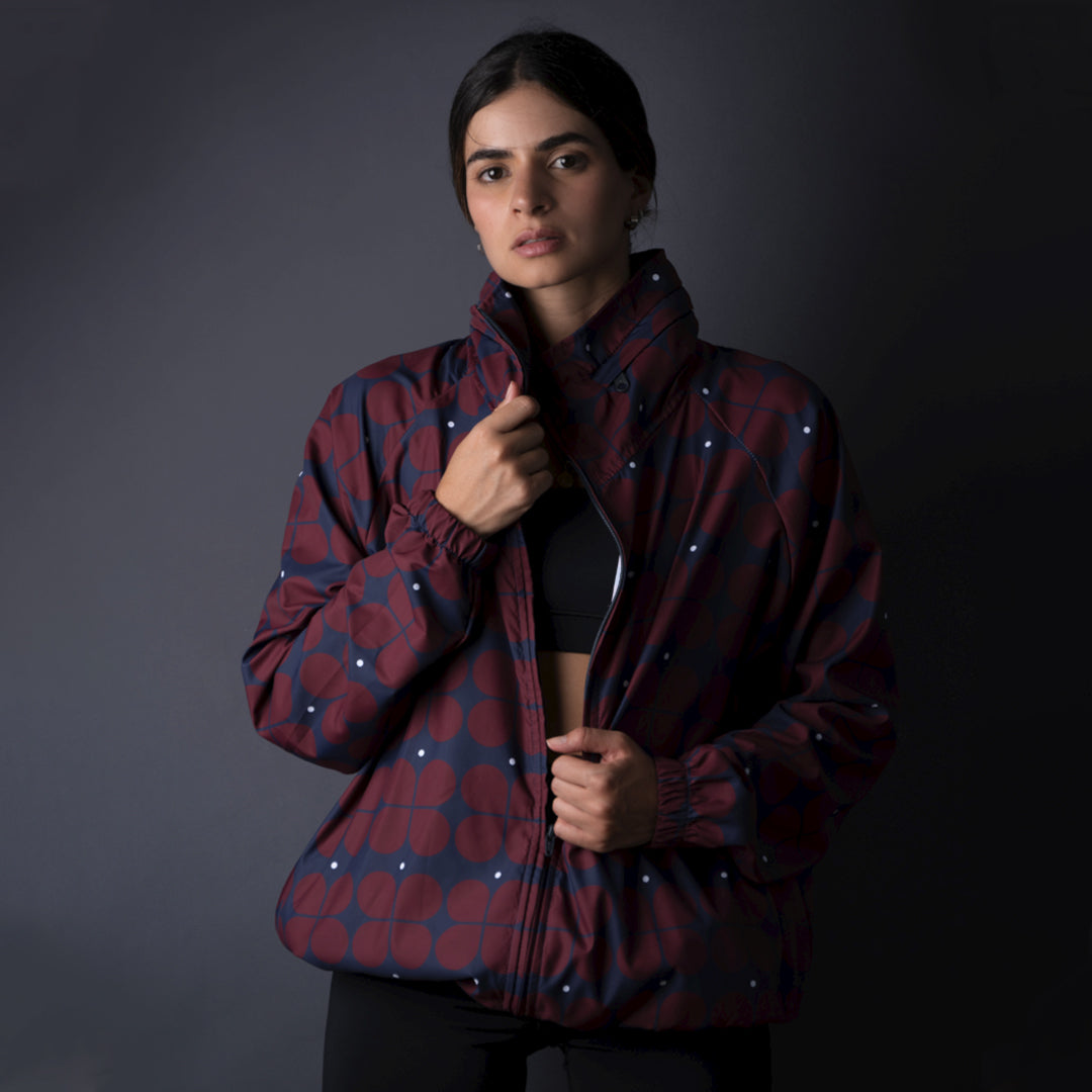 Rompevientos Oversize Trebol Vino