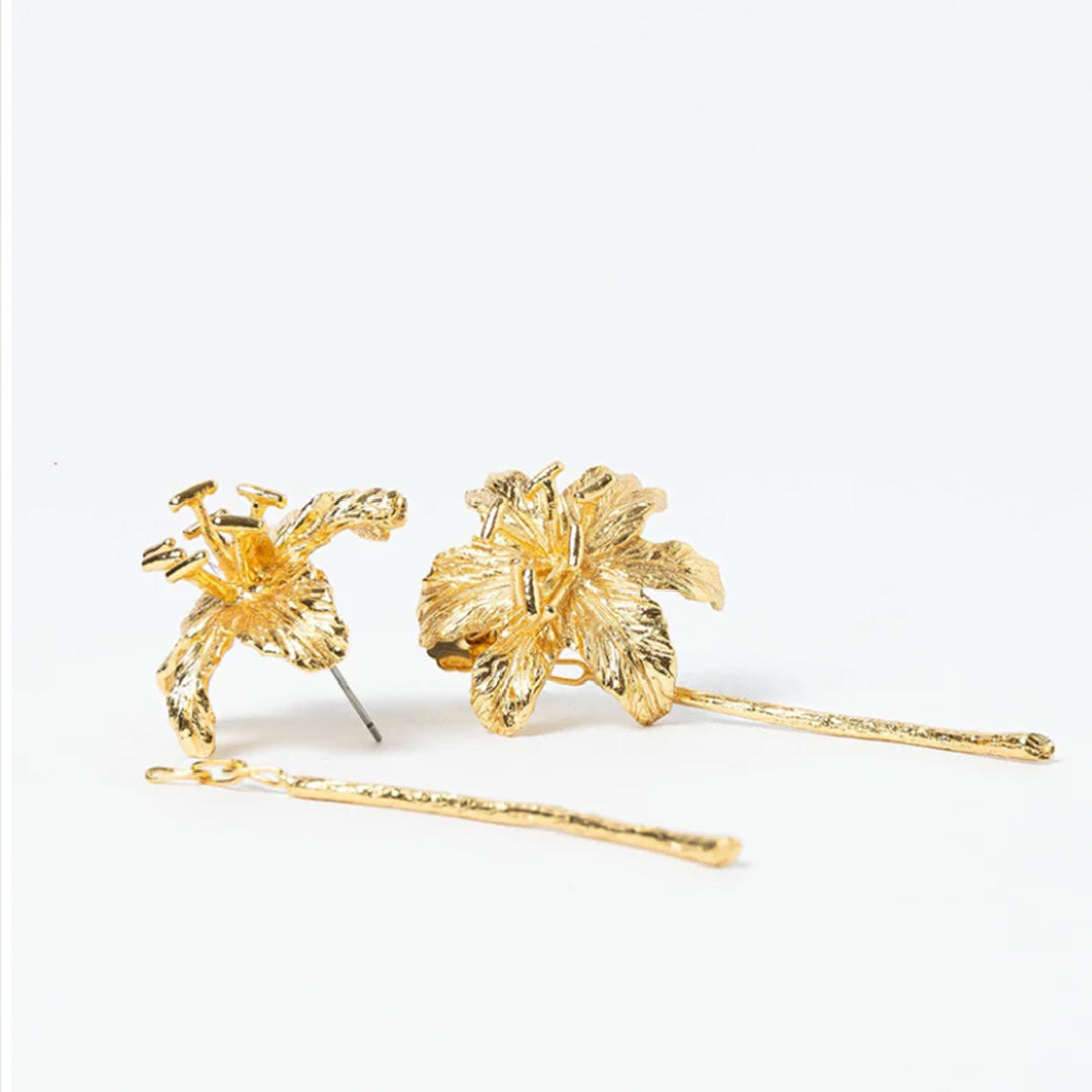 Aretes Lirio Dorados