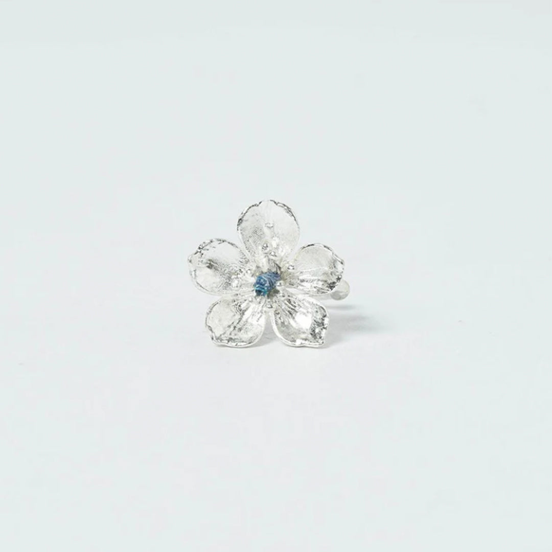 Ear Cuff Flor de Cerezo Plateado