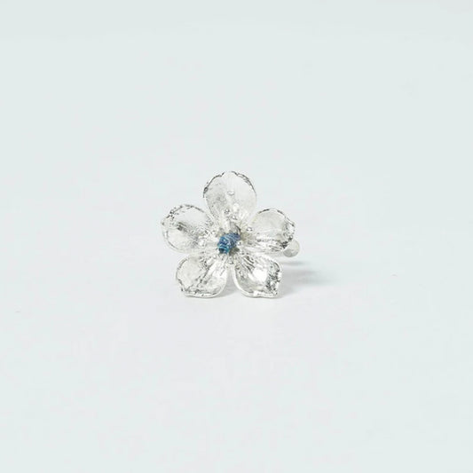 Ear Cuff Flor de Cerezo Plateado