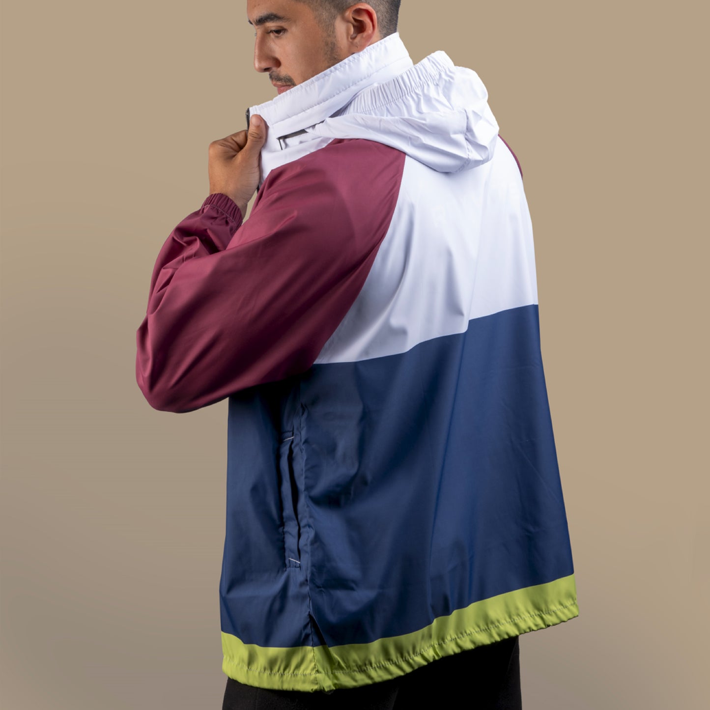 Rompevientos Oversize Blanco x Azul Navy