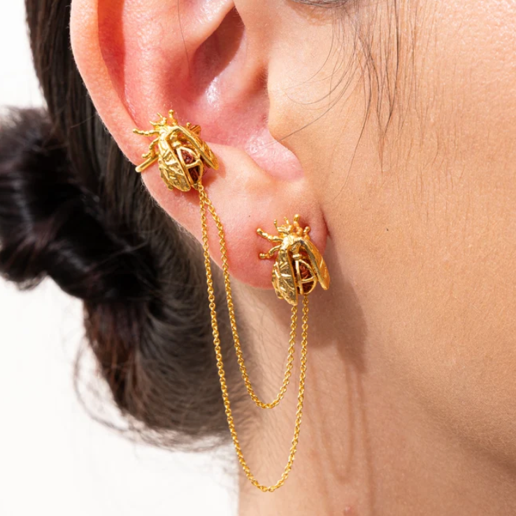 Ear Cuff Hormiga Culona Colgante