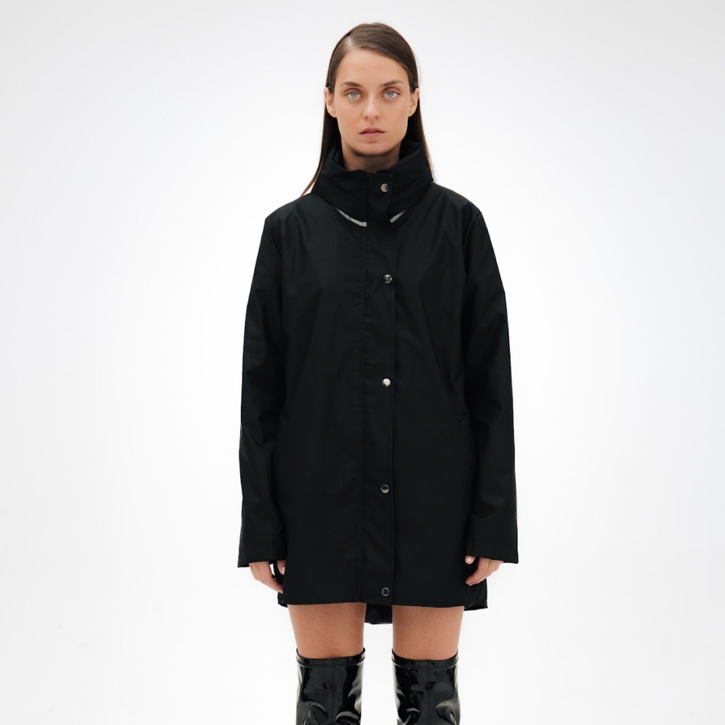 Impermeable Negro