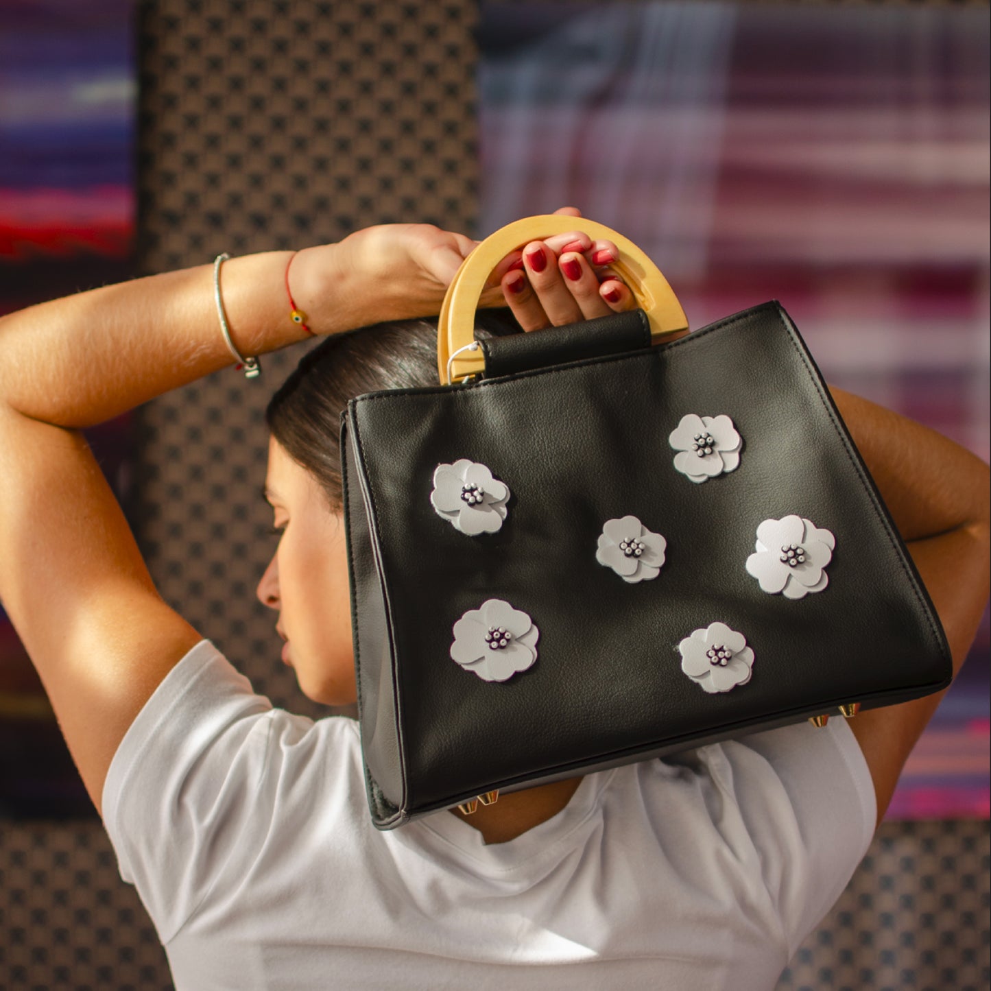 Cartera Negra x Flores